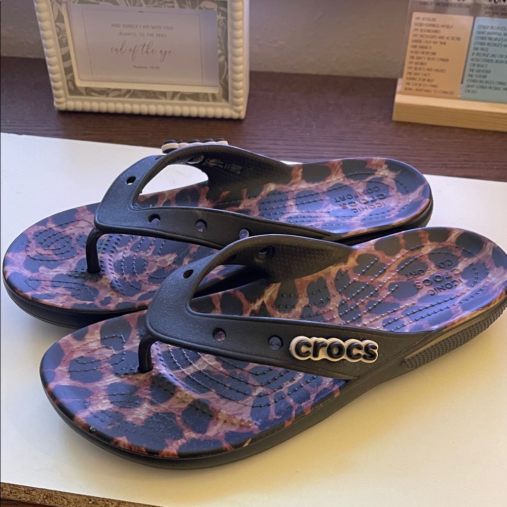 CROCS iconic comfort Black and Brown Animal Print Flip Flops